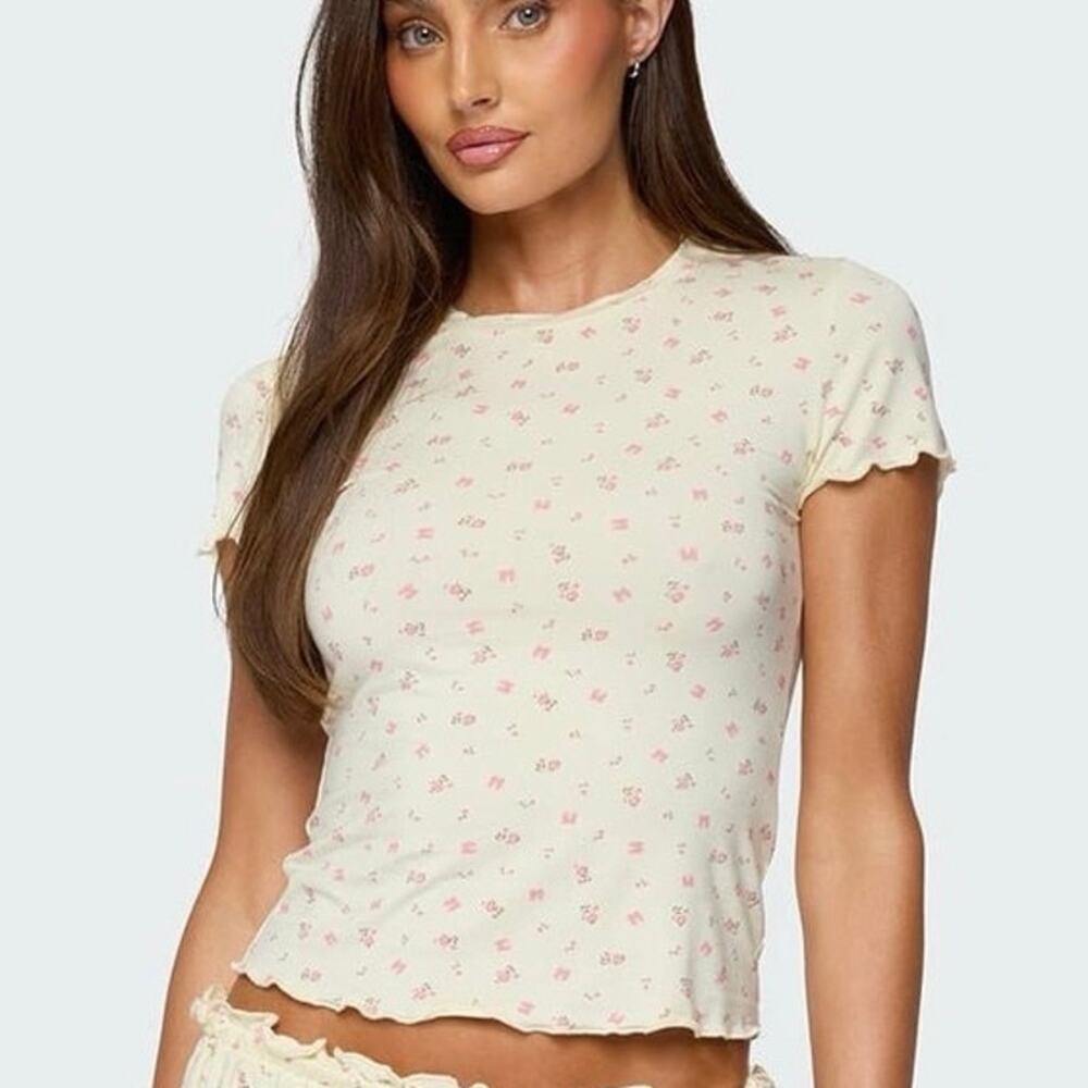 Tilly's Sky & Sparrow Floral Ribbed Lettuce Hem Tee - Women's M